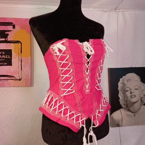 Corset top - Picture 1 of 2